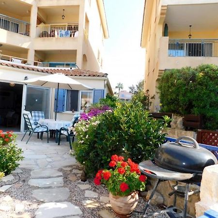 Beautiful Regina Gardens Apartment Paphos Exterior photo